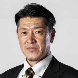 佐古 賢一<br />
ヘッドコーチ