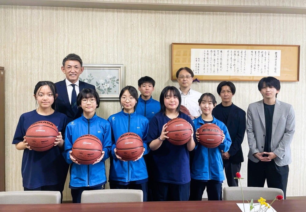 バスケットボール寄贈のご報告 Supported by 株式会社タカフジ